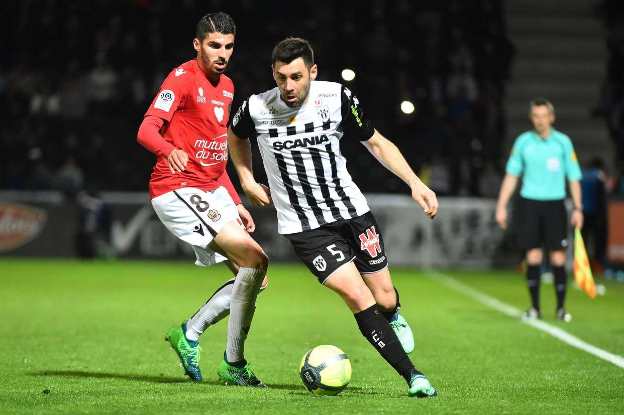 里尔主场取胜，紧追法甲榜首的简单介绍