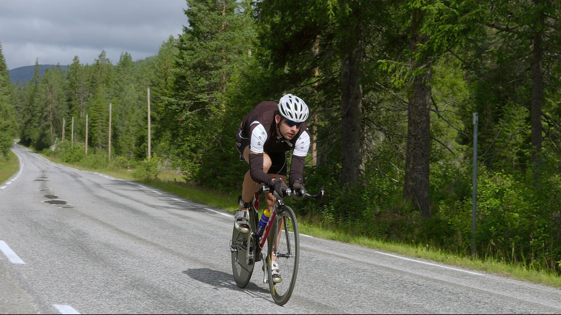 戈麦斯一锤定音，爱尔兰提前终结悬念送喀麦隆出局